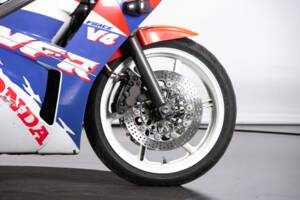 Immagine 26/45 di Honda VFR 400 R (1992)