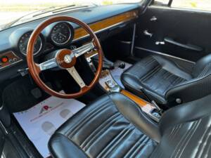 Afbeelding 29/43 van Alfa Romeo 1750 GT Veloce (1970)