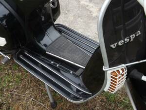 Image 28/50 of Piaggio Vespa PX 125 E (1983)