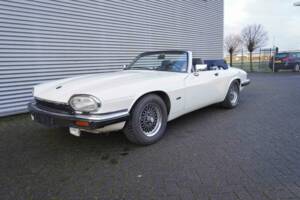 Image 4/8 de Jaguar XJS 5.3 V12 (1992)