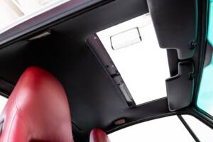 Immagine 26/32 di Porsche 911 Carrera (1994)