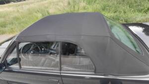 Immagine 18/53 di BMW 320i (1989)