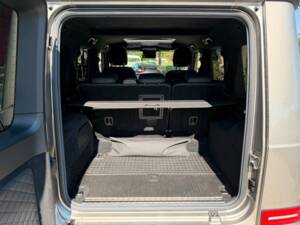 Image 22/28 de Mercedes-Benz G 500 (LWB) (2019)