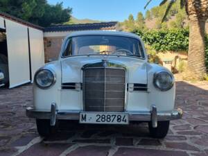 Bild 3/8 von Mercedes-Benz 190 b (1961)