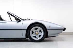 Afbeelding 25/37 van Ferrari 308 GTS (1979)