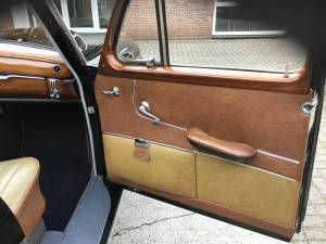 Image 9/25 of Mercedes-Benz 220 S (1958)