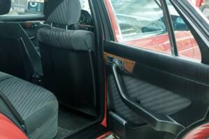 Bild 29/50 von Mercedes-Benz 500 SE (1987)