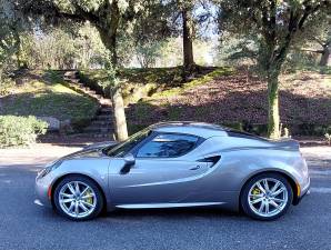 Image 3/15 of Alfa Romeo 4C (2015)