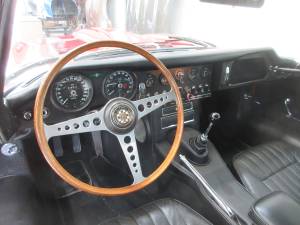 Afbeelding 6/30 van Jaguar E-Type 4.2 (1966)