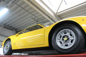 Bild 36/50 von Ferrari Dino 246 GT (1971)