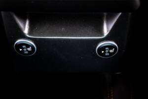 Image 26/42 of Toyota Land Cruiser FJ 62 (1985)