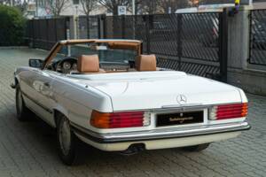 Image 7/50 de Mercedes-Benz 300 SL (1986)