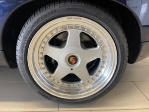 Image 18/19 of Porsche 928 GTS (1992)