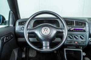 Bild 8/50 von Volkswagen Golf IV Cabrio 1.8 (2001)