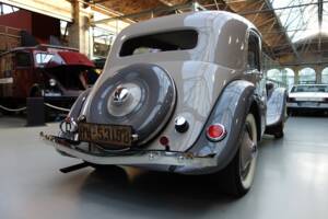 Image 7/43 of Citroën Traction Avant 7 C (1935)