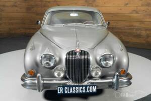Image 4/19 de Jaguar Mk II 3.8 (1967)
