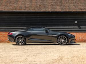 Imagen 3/57 de Aston Martin Vanquish Volante (2015)