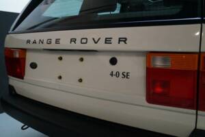 Bild 33/50 von Land Rover Range Rover 4.0 SE (1997)
