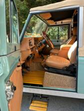 Image 18/72 of Land Rover 90 (1987)