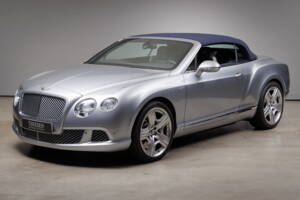 Bild 2/41 von Bentley Continental GTC W12 (2014)
