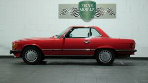 Image 21/42 de Mercedes-Benz 560 SL (1988)