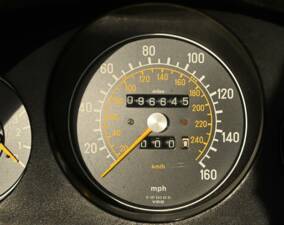 Immagine 41/50 di Mercedes-Benz 380 SL (1980)