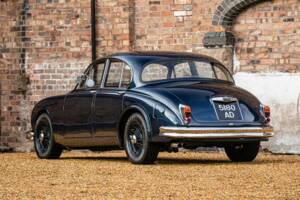 Image 4/50 of Jaguar Mk II 3.8 (1960)