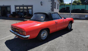 Image 2/33 de Alfa Romeo Spider 1300 (1976)