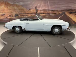 Image 6/43 of Mercedes-Benz 190 SL (1957)