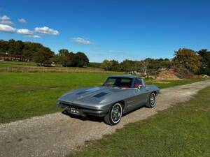Bild 22/62 von Chevrolet Corvette Sting Ray (1963)