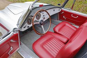 Image 11/16 of Lancia Aurelia B24 Convertible (1957)