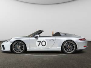 Image 12/12 of Porsche 911 Speedster (2019)