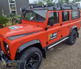 Bild 8/16 von Land Rover Defender 110 (2008)