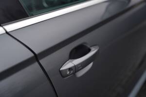 Immagine 36/50 di Audi RS6 Avant (2015)