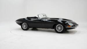 Image 3/15 de Jaguar Type E 4.2 (1966)