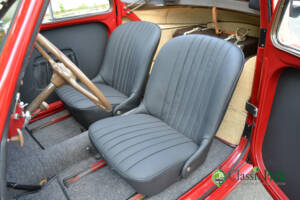 Image 25/50 of FIAT 500 C Topolino (1952)