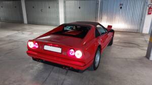 Image 6/12 de Ferrari 328 GTS (1986)