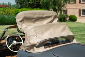 Imagen 21/50 de Mercedes-Benz 190 SL (1962)