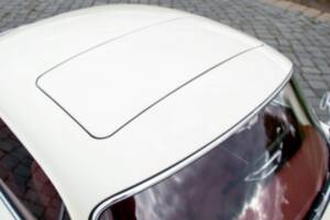 Image 25/39 de Porsche 356 B Carrera 2/2000 GS (1963)