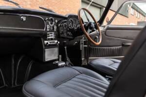 Bild 24/35 von Aston Martin DB 5 (1965)