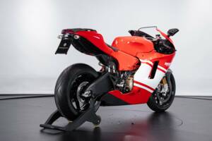 Bild 4/50 von Ducati DUMMY (2007)