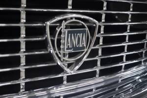 Image 8/80 of Lancia Flaminia Sport 3C 2.8 Zagato (1963)