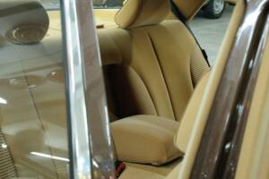 Bild 32/50 von Mercedes-Benz 280 SEL (1983)