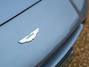 Image 29/74 of Aston Martin DB 7 GT (2004)
