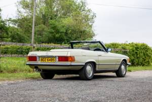 Afbeelding 13/45 van Mercedes-Benz 450 SL (1980)