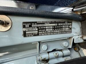 Bild 30/36 von Mercedes-Benz 280 SL (1969)