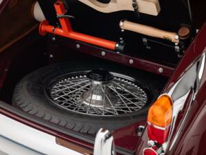 Image 26/41 de Jaguar XK 150 3.8 SE OTS (1960)