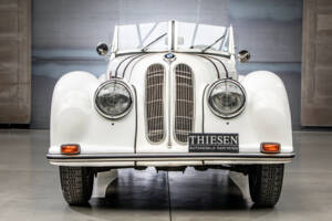 Image 2/18 of BMW 328 (1938)