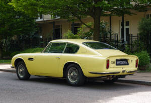 Bild 4/25 von Aston Martin DB 6 Mk II (1971)