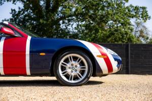 Immagine 7/42 di Jaguar XK8 4.0 (2001)